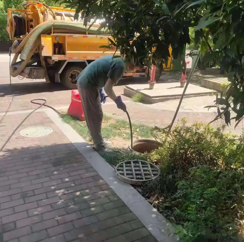张北市政排污管道清淤疏通——专业团队，让您全程省心！